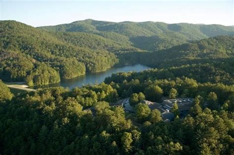 6 Enchanting Getaways in the North Georgia .